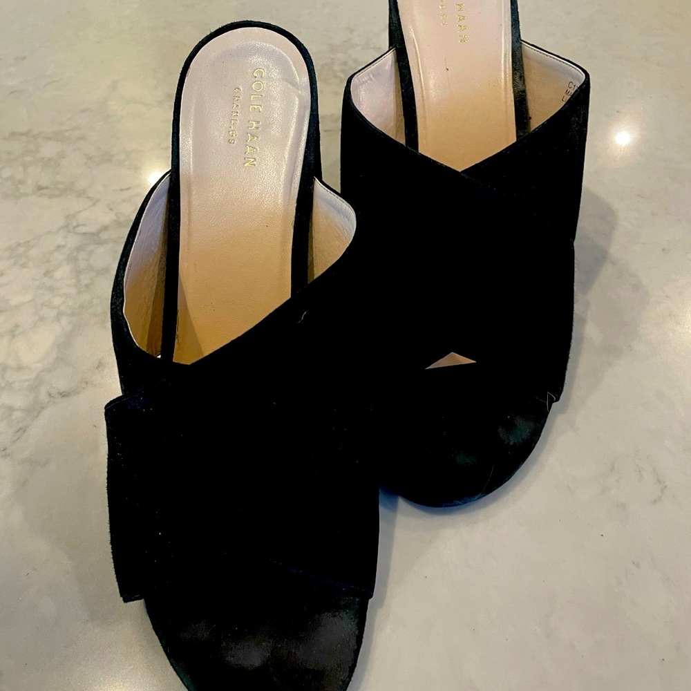 Suede cross strap heeled sandal